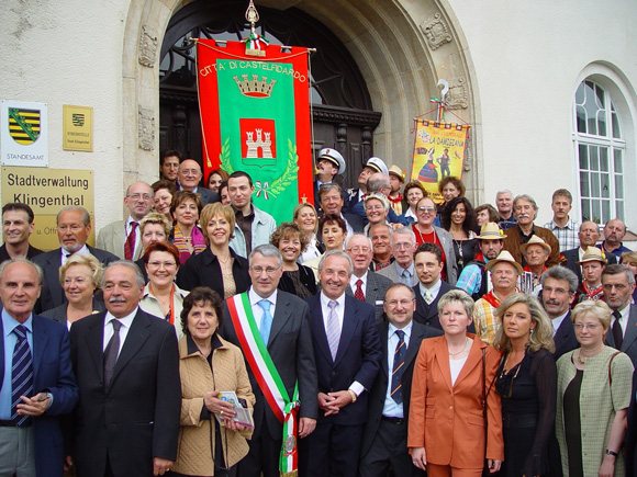 Photo of Klingenthal and Castelfidardo representatives Twinning 2003