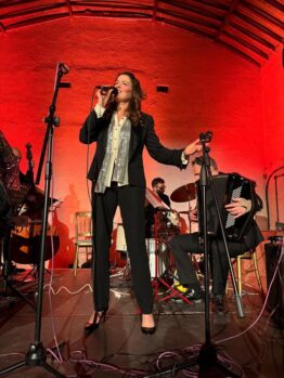 Joanna Strand