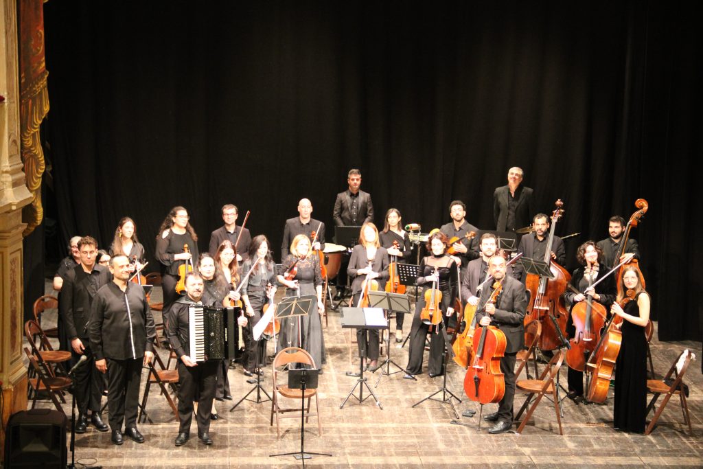 Mirco Patarini, conductor Alessandro Cedrone Musici Lirienses string orchestra.