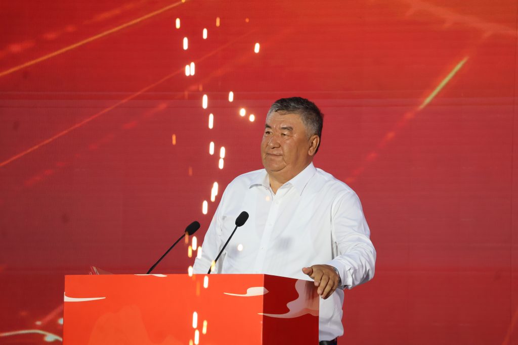 Speech by Jia'erken Jiangbuerbai Director, Working Committee of the Standing Committee of the People's Congress of Tacheng Prefecture